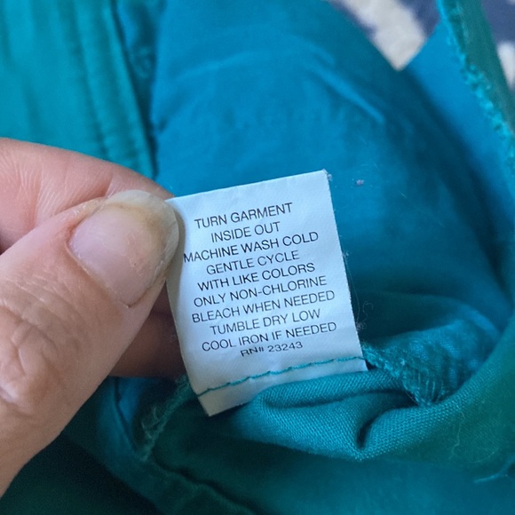 EUC New York & Company Shorts, Teal, Size 10 - Picture 6 of 15